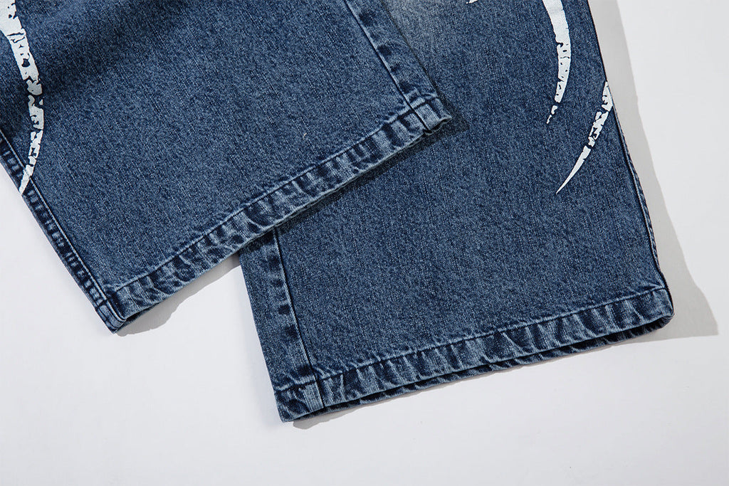 New high street trend thorn print washed jeans