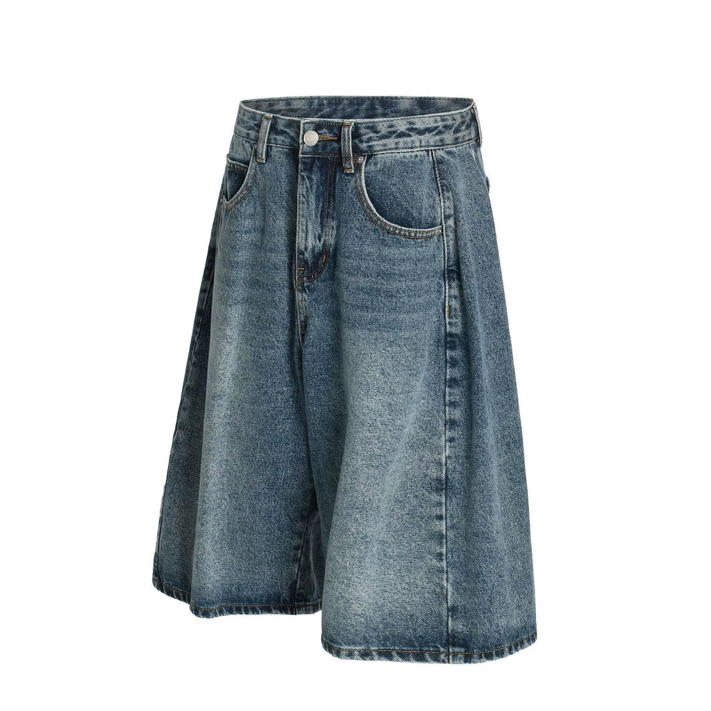 Fashion sports loose shorts