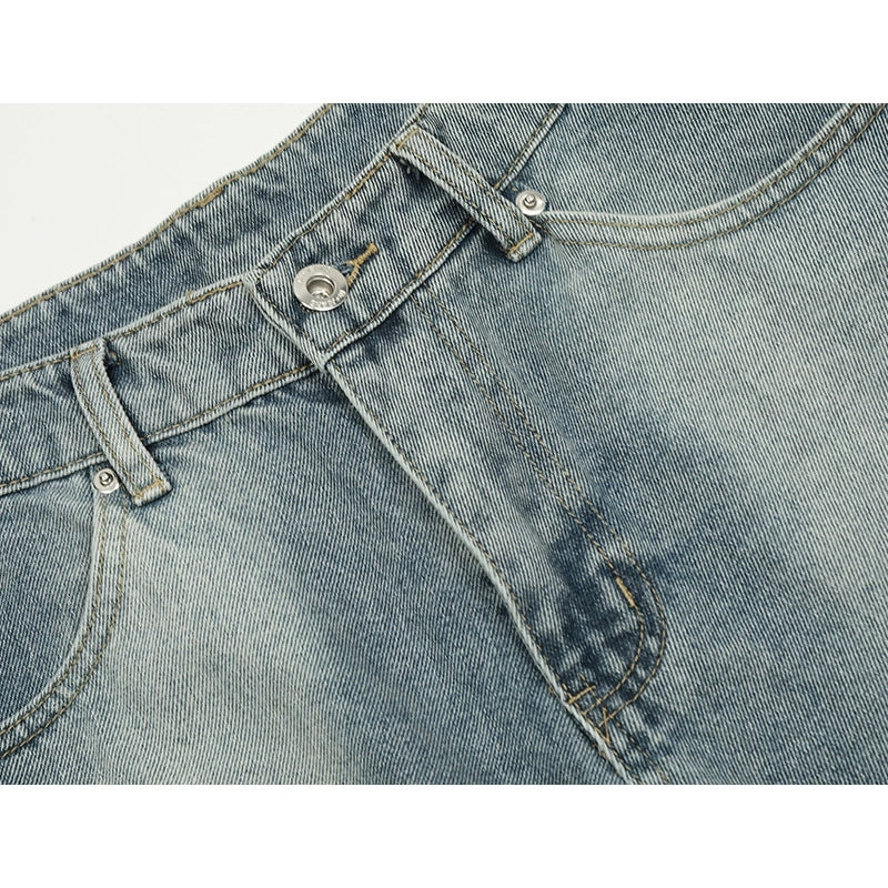 Fashion sports loose shorts